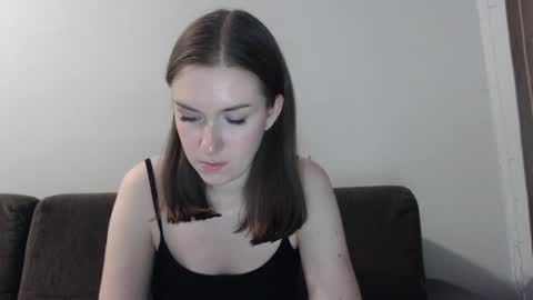 Snapshot of lily_love_x chatting on October 9, 2025, 10:19 pm lily_love_x online show from October 9, 2025, 10:19 pm