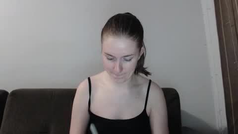 Snapshot of lily_love_x chatting on October 11, 2025, 10:30 pm lily_love_x online show from October 11, 2025, 10:30 pm