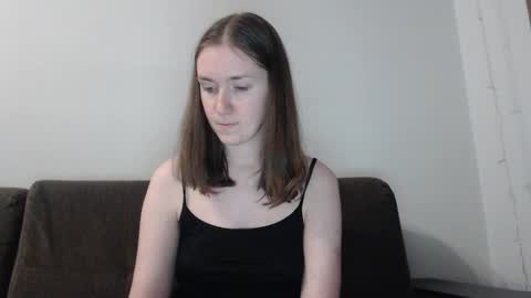 lily_love_x online show from November 9, 2025, 11:03 pm