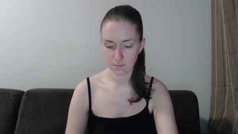 Snapshot of lily_love_x chatting on June 26, 2026, 5:34 am lily_love_x online show from June 26, 2026, 5:34 am