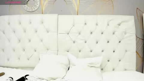 Snapshot of lily_lv chatting on February 5, 2025, 4:36 pm Lily online show from February 5, 2025, 4:36 pm