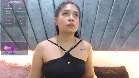 Snapshot of lily_meghan chatting on May 10, 2026, 7:52 pm LILY MEGHAN online show from May 10, 2026, 7:52 pm