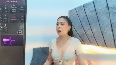 Snapshot of lily_meghan chatting on June 9, 2026, 8:31 pm LILY MEGHAN online show from June 9, 2026, 8:31 pm