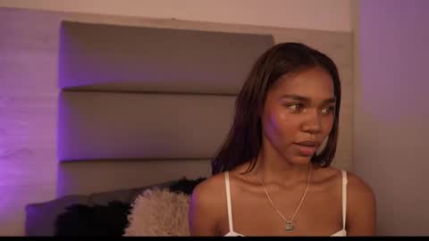 Lily Miiller online show from April 8, 2026, 11:16 pm