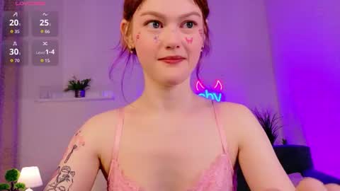 Snapshot of lily_mio chatting on June 13, 2026, 10:29 pm Im Lily online show from June 13, 2026, 10:29 pm