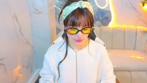 Snapshot of lily_tx chatting on July 14, 2026, 12:44 pm Follow me.. Live 730 to 1400 online show from July 14, 2026, 12:44 pm