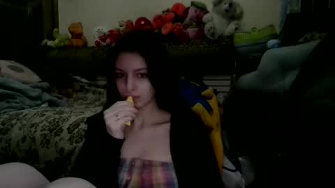 lilycandy_ online show from December 15, 2024, 11:23 am