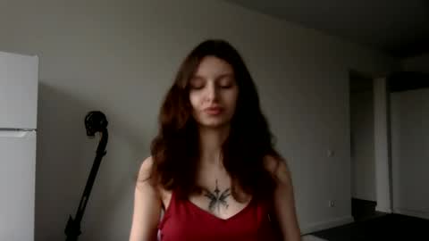 lilycandy_ online show from March 11, 2025, 9:56 am