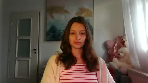 lilycandy_ online show from April 7, 2026, 6:47 am