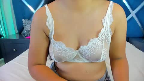 Sweetie Lily online show from March 24, 2026, 12:32 pm