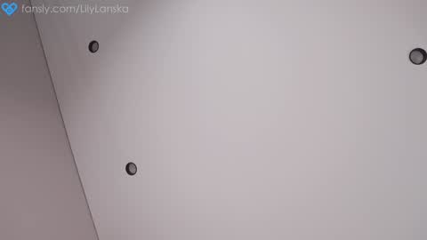 Snapshot of lilylanska chatting on October 18, 2025, 8:48 am Lilia online show from October 18, 2025, 8:48 am