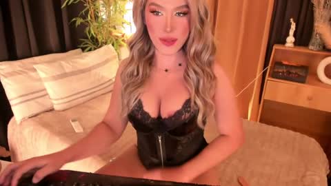 IM YOUR TRUE GODESS Lilymonstercock online show from April 6, 2026, 3:37 am