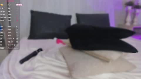   online show from April 16, 2026, 7:36 pm