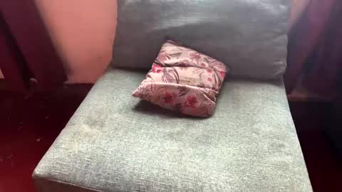 Lilythesmooth online show from December 7, 2024, 9:17 am