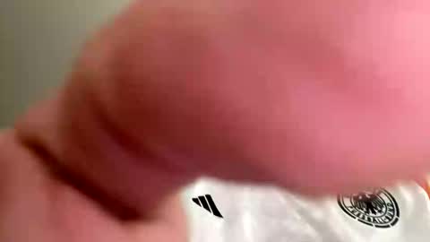 Snapshot of limbo2109 chatting on December 21, 2025, 9:27 am LIMBO online show from December 21, 2025, 9:27 am