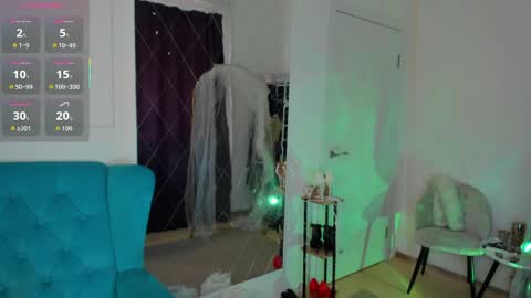 lina_bennet online show from May 27, 2026, 1:57 am