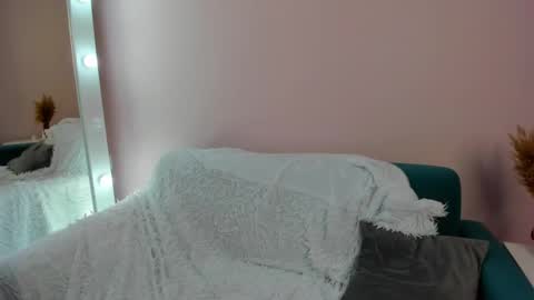 Snapshot of lina_blueeyed chatting on January 22, 2025, 1:00 pm Lina blueeyed    GMT3 1100-1700 Mon Wed Thu Sat Sun online show from January 22, 2025, 1:00 pm
