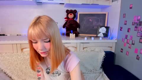 Snapshot of lina_blueeyed chatting on January 31, 2025, 6:35 am Lina blueeyed    GMT3 1100-1700 Mon Wed Thu Sat Sun online show from January 31, 2025, 6:35 am