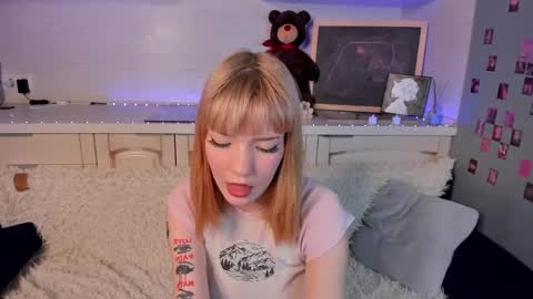 Snapshot of lina_blueeyed chatting on February 4, 2025, 2:21 pm Lina blueeyed    GMT3 1100-1700 Mon Wed Thu Sat Sun online show from February 4, 2025, 2:21 pm