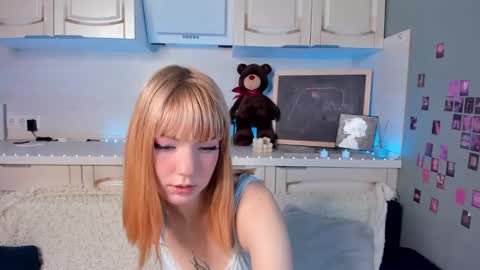 Snapshot of lina_blueeyed chatting on February 5, 2025, 8:11 am Lina blueeyed    GMT3 1100-1700 Mon Wed Thu Sat Sun online show from February 5, 2025, 8:11 am