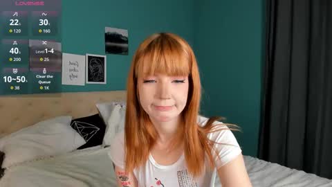 Snapshot of lina_blueeyed chatting on October 3, 2025, 9:17 am Lina blueeyed    GMT3 1100-1700 Mon Wed Thu Sat Sun online show from October 3, 2025, 9:17 am