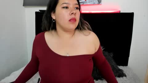 Snapshot of lina_browm chatting on May 19, 2026, 4:46 pm Lina Browm online show from May 19, 2026, 4:46 pm