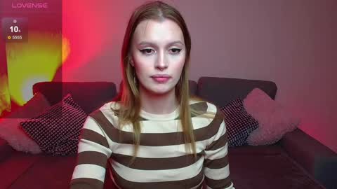 Snapshot of lina_bush chatting on December 13, 2024, 8:58 pm lina_bush online show from December 13, 2024, 8:58 pm