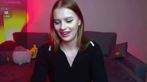 Snapshot of lina_bush chatting on December 16, 2024, 7:00 pm lina_bush online show from December 16, 2024, 7:00 pm