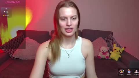 Snapshot of lina_bush chatting on December 17, 2024, 9:27 pm lina_bush online show from December 17, 2024, 9:27 pm