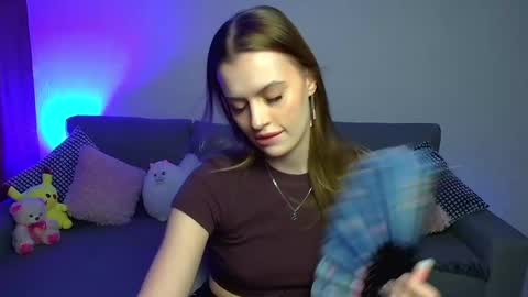 Snapshot of lina_bush chatting on January 23, 2025, 2:17 pm lina_bush online show from January 23, 2025, 2:17 pm