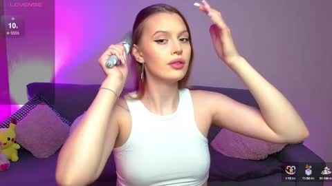 Snapshot of lina_bush chatting on March 9, 2025, 11:47 am lina_bush online show from March 9, 2025, 11:47 am