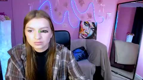 Snapshot of lina_fox12 chatting on July 7, 2026, 12:20 pm lina_fox12 online show from July 7, 2026, 12:20 pm