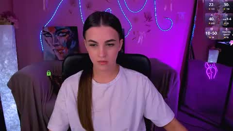 Snapshot of lina_fox12 chatting on July 20, 2026, 12:18 pm lina_fox12 online show from July 20, 2026, 12:18 pm