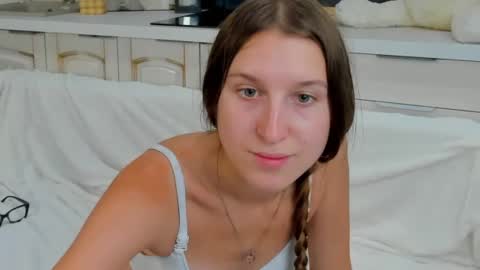 Snapshot of lina_massey chatting on July 5, 2026, 12:50 am lina_massey online show from July 5, 2026, 12:50 am