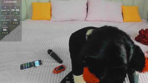 Snapshot of lina_moony chatting on February 18, 2026, 1:56 am lina_moony online show from February 18, 2026, 1:56 am