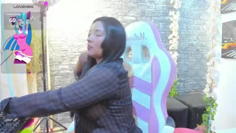 Snapshot of lina_sanchezih chatting on April 29, 2026, 9:10 pm LINA SANCHEZ online show from April 29, 2026, 9:10 pm