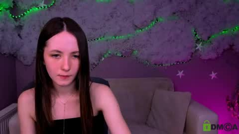 Snapshot of linaa_dolly chatting on May 23, 2026, 9:24 am linaa_dolly online show from May 23, 2026, 9:24 am