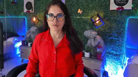 Snapshot of linagh chatting on May 11, 2026, 11:27 am Lina online show from May 11, 2026, 11:27 am
