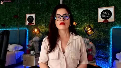Snapshot of linagh chatting on May 29, 2026, 11:30 am Lina online show from May 29, 2026, 11:30 am