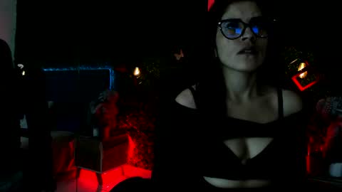 Snapshot of linagh chatting on July 1, 2026, 11:56 am Lina online show from July 1, 2026, 11:56 am