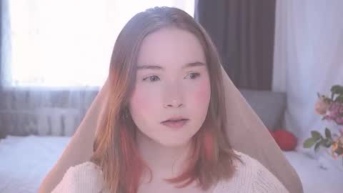 Lina online show from October 8, 2025, 5:49 am