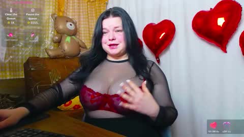 Lina online show from February 15, 2026, 7:51 am