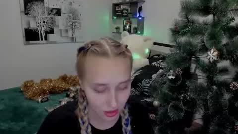 Snapshot of linatruly chatting on December 14, 2024, 7:25 pm Lina online show from December 14, 2024, 7:25 pm