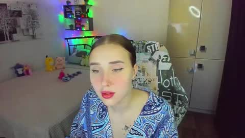 Lina online show from March 12, 2026, 10:38 pm