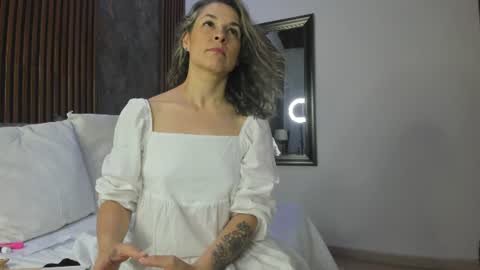 Snapshot of linda_cabal chatting on July 16, 2026, 8:26 pm linda cabal online show from July 16, 2026, 8:26 pm