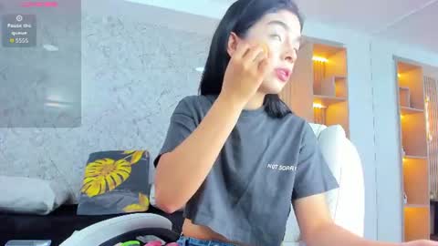  LINDA  online show from June 10, 2026, 11:20 am