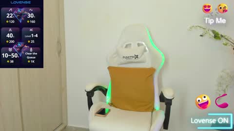 Snapshot of linda_crawford1 chatting on January 23, 2025, 1:08 am Linda online show from January 23, 2025, 1:08 am