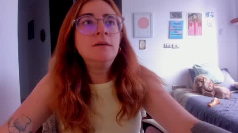 Snapshot of linda_giggle chatting on December 23, 2024, 8:03 pm Giggles  online show from December 23, 2024, 8:03 pm