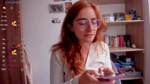 Snapshot of linda_giggle chatting on February 11, 2025, 3:08 pm Giggles  online show from February 11, 2025, 3:08 pm