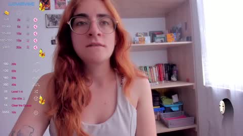 Snapshot of linda_giggle chatting on March 10, 2025, 2:16 pm Giggles  online show from March 10, 2025, 2:16 pm
